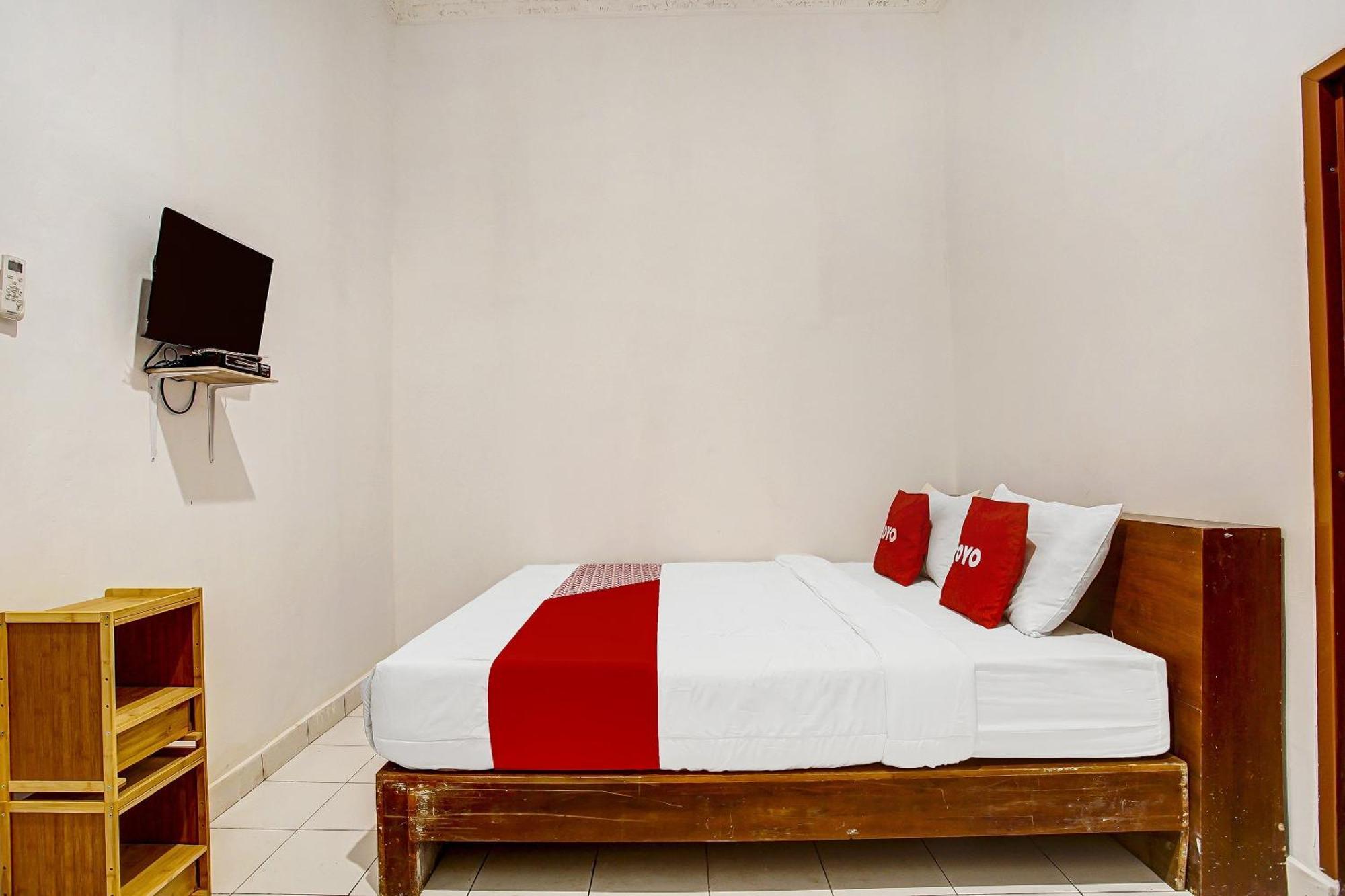 Oyo 91055 Syariah Hotel 2*